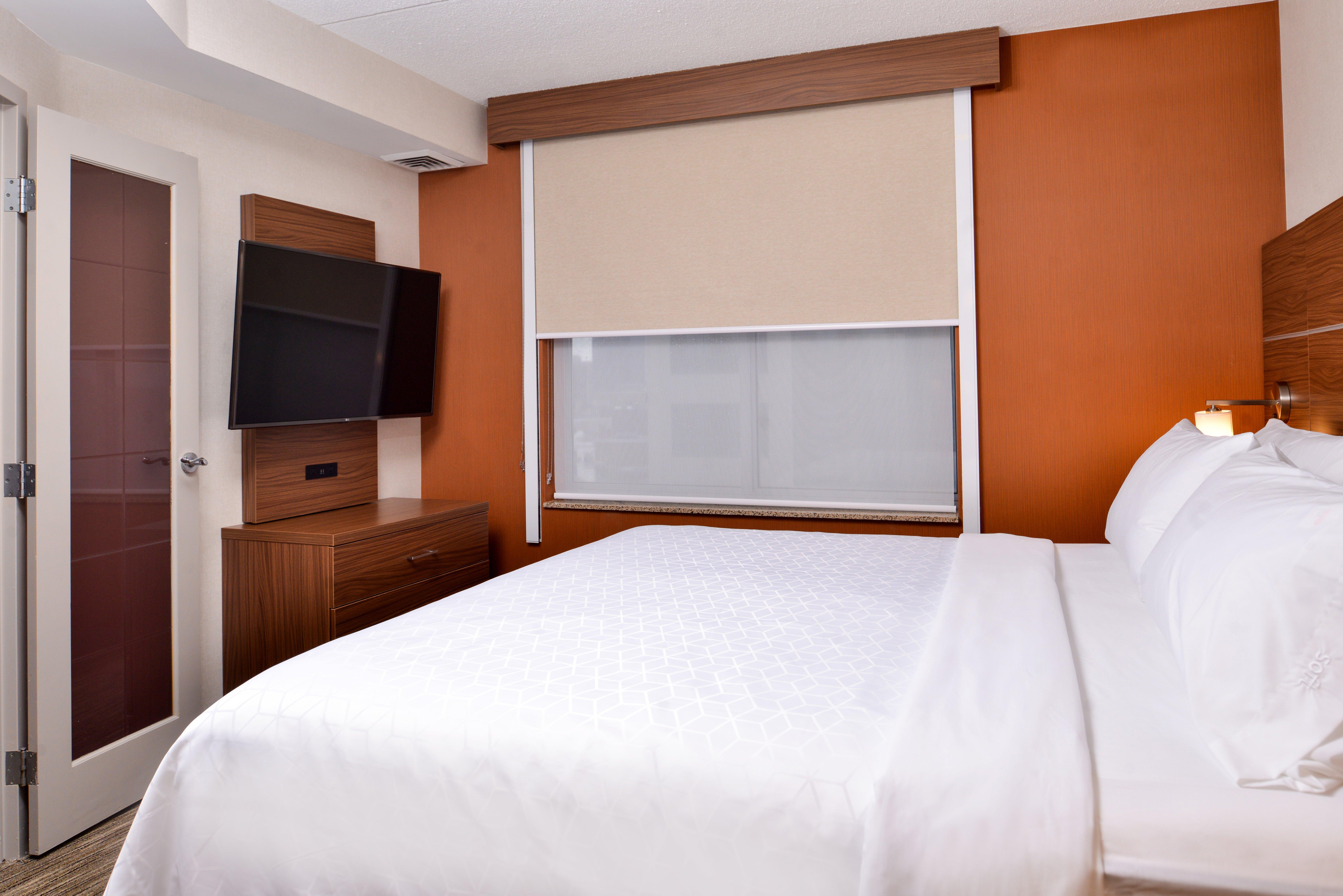 HOLIDAY INN EXPRESS & SUITES BUFFALO DOWNTOWN, AN IHG HOTEL BUFFALO, NY 3*  (United States) - from US$ 148 | BOOKED